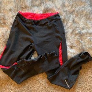 Grey pink crop workout yoga pants M
